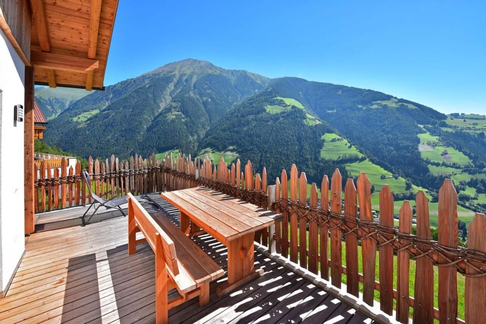 Day, Balcony/Terrace, Mountain view