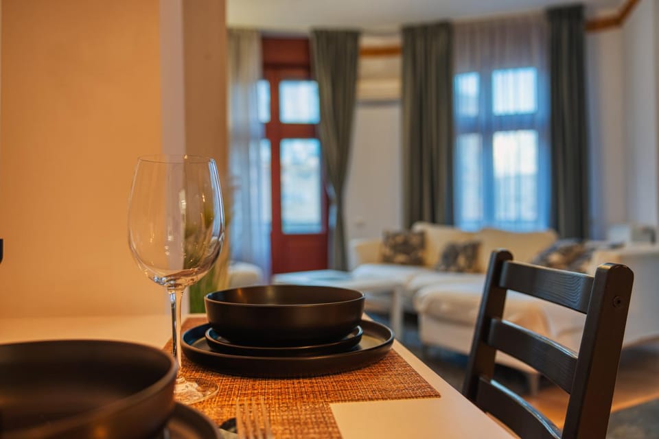 Dining area, Dinner