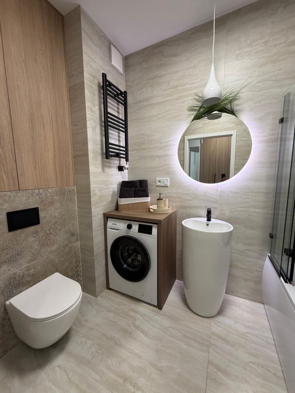 Toilet, Bathroom, washing machine