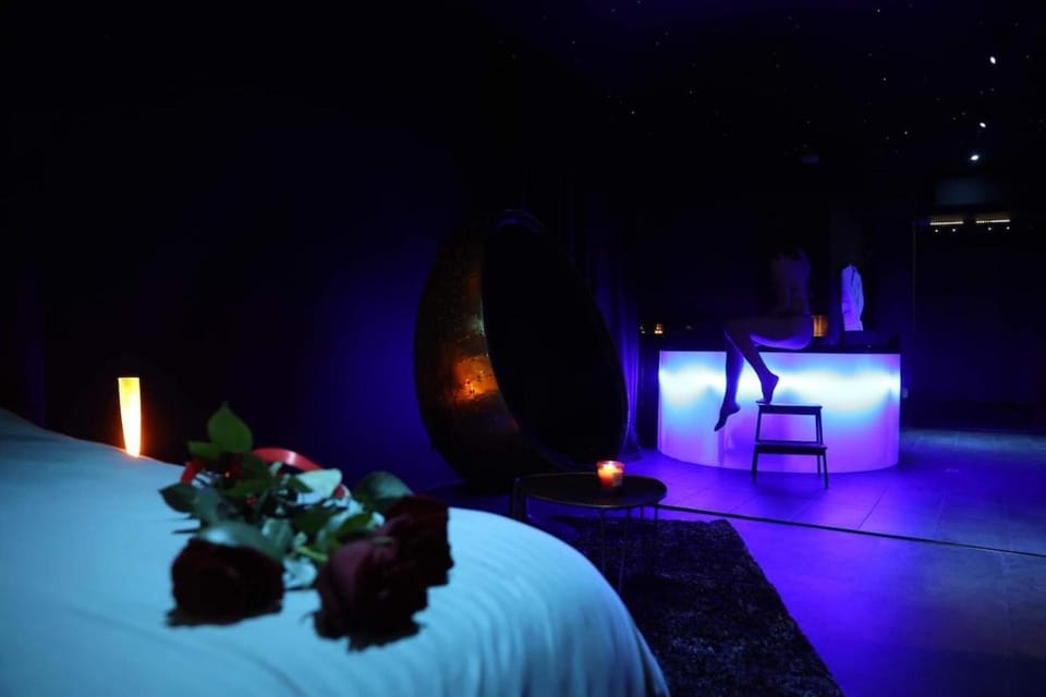 Bed, Hot Tub, Spa and wellness centre/facilities, Spa and wellness centre/facilities