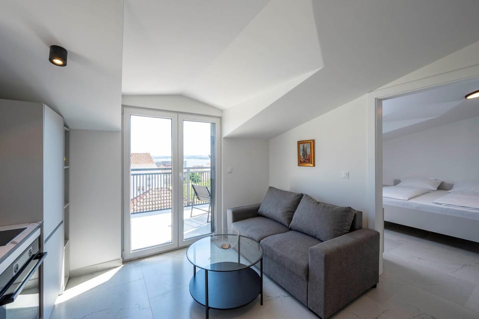 Holiday Apartments MTG Bed and Breakfast in Dubrovnik-Neretva County