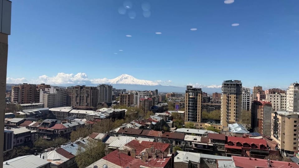 Day, Natural landscape, City view, Mountain view