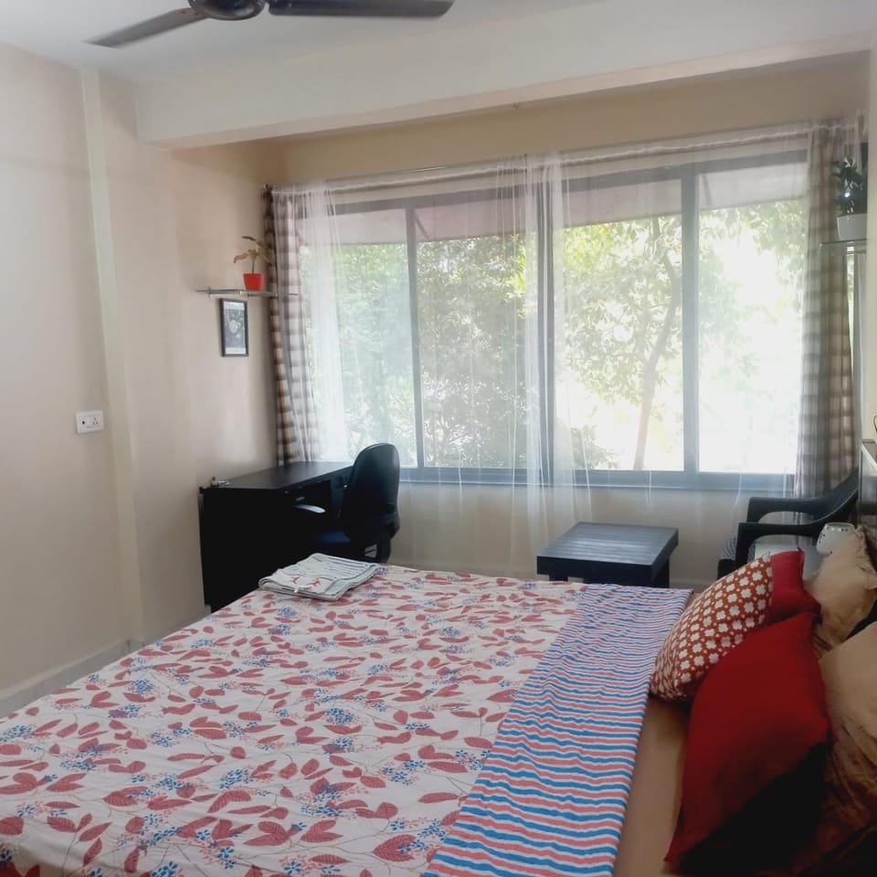 lovely room in koregaonpark 201 Vacation rental in Pune