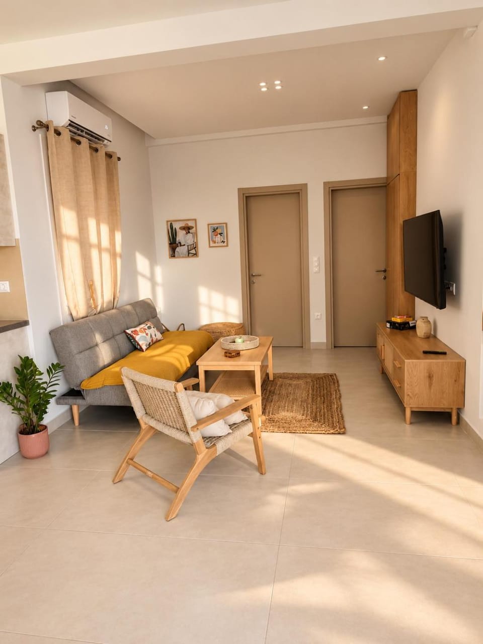 TV and multimedia, Living room, Seating area