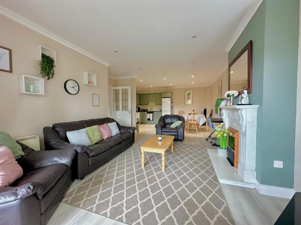 Galway City - Holiday Village Apartment Apartment in Galway