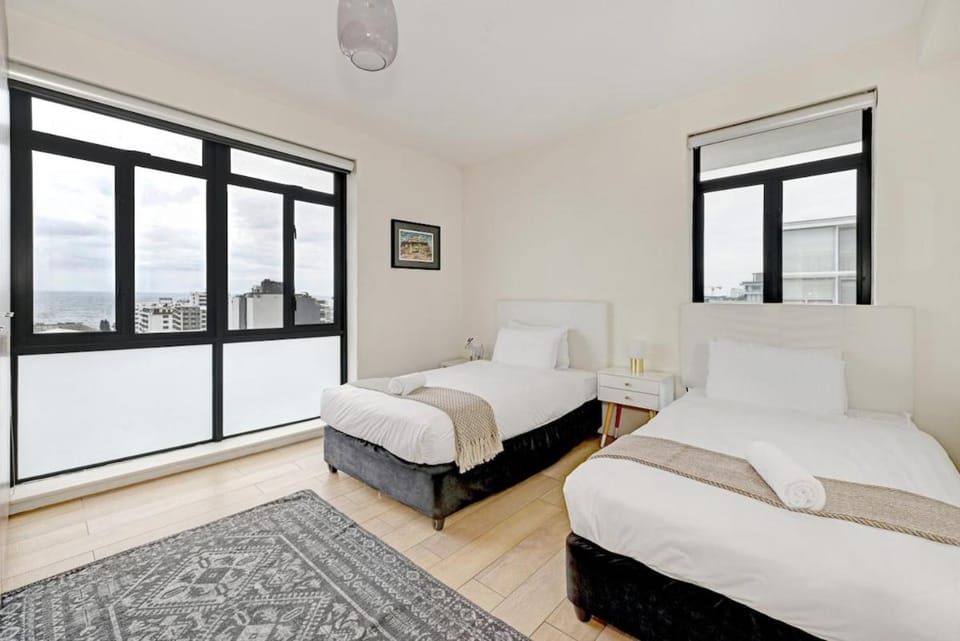 2 Bed Penthouse | City & Sea View | 100m to Beach Apartment in Sea Point