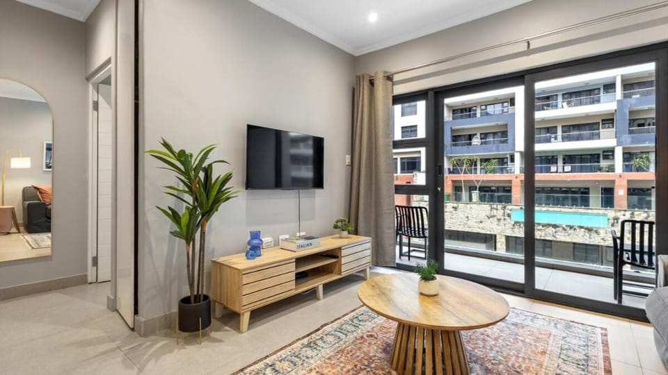 Stylish 2BR Umhlanga Apt | Balcony | Fast WiFi Apartment in Umhlanga