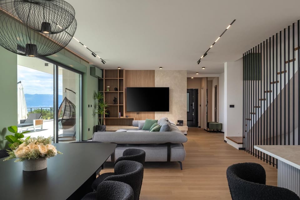 Living room, Dining area