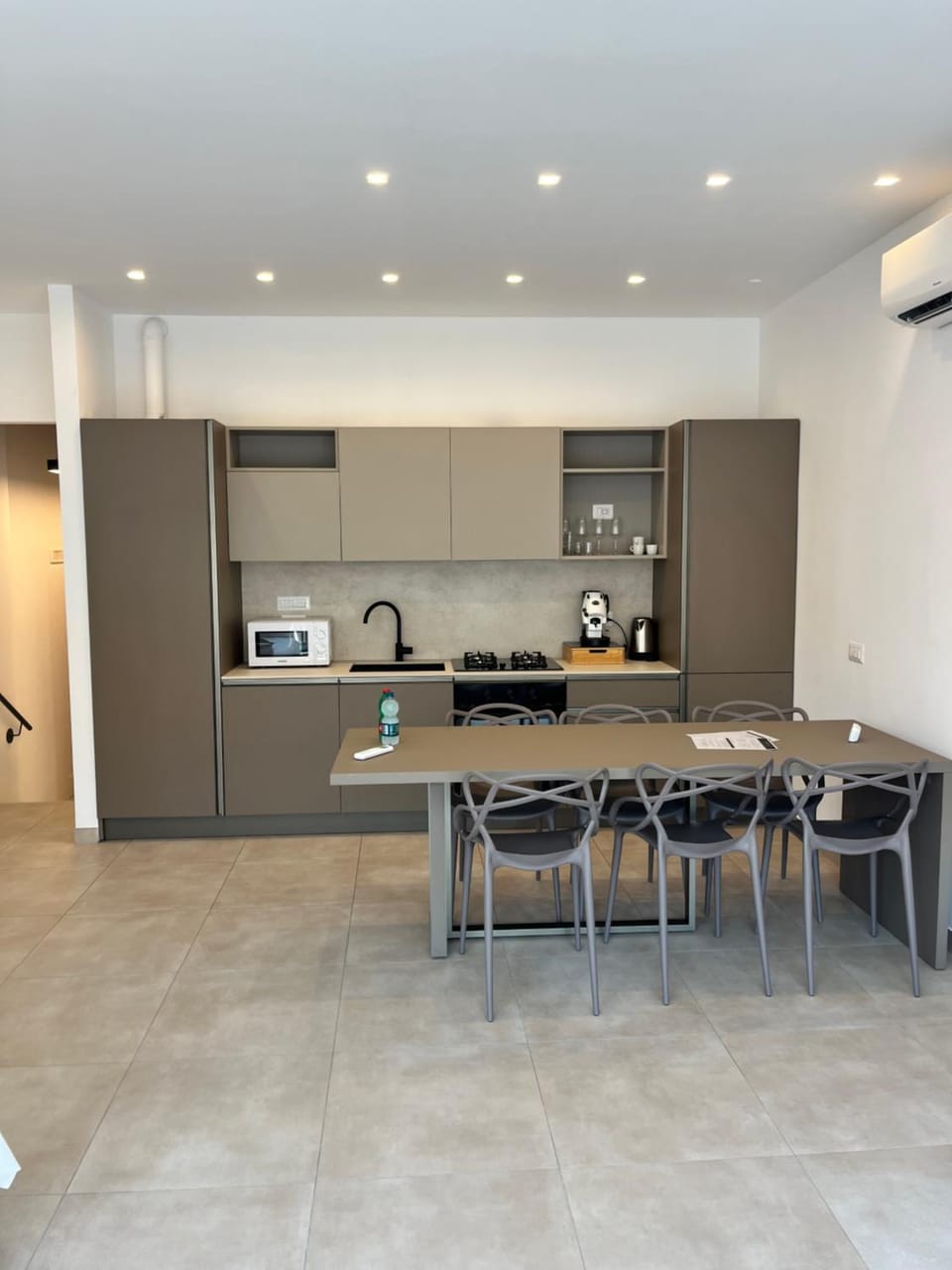 CHIAIA 242 suite House in Naples