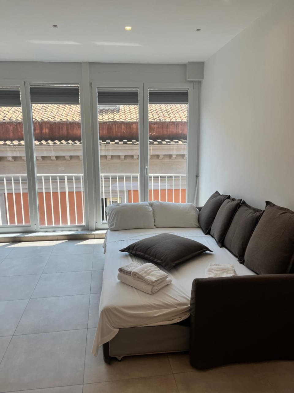 CHIAIA 242 suite House in Naples