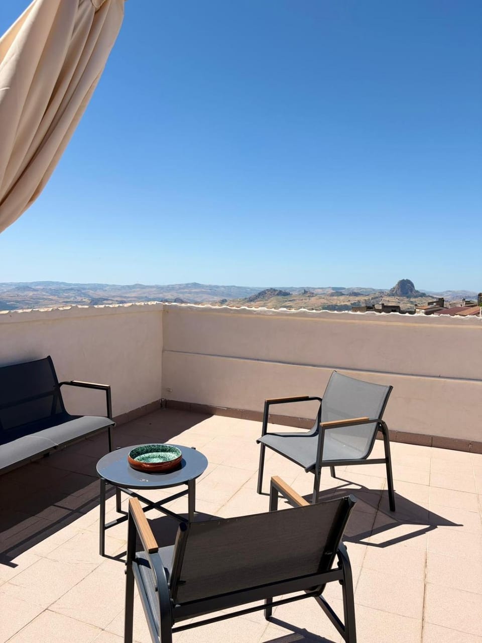 Day, Natural landscape, View (from property/room), Balcony/Terrace, Living room, Mountain view