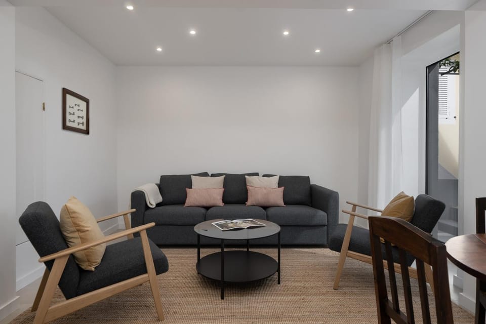 Living room, Seating area