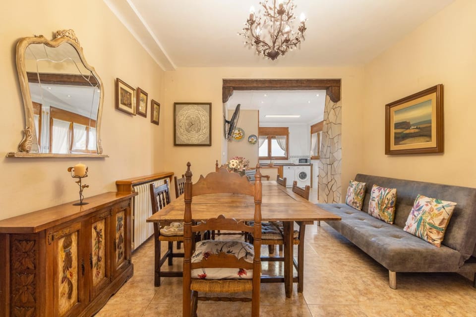 Casa Rural Cal Pallol House in Catalonia