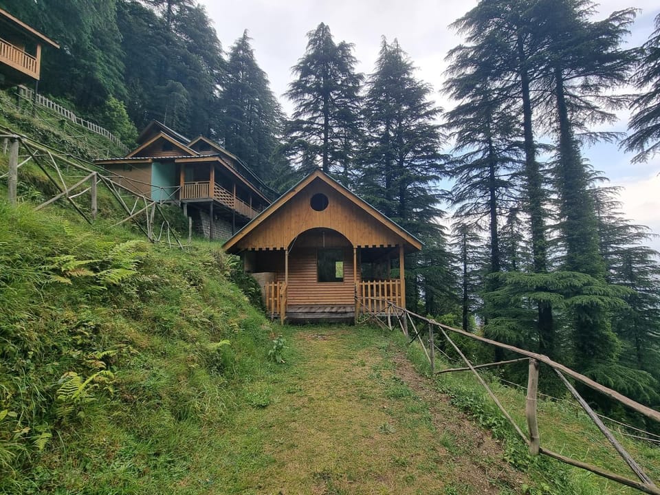 Mid Conifer Cottage Villa Vacation rental in Himachal Pradesh