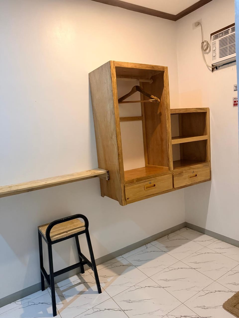 wardrobe, air conditioner