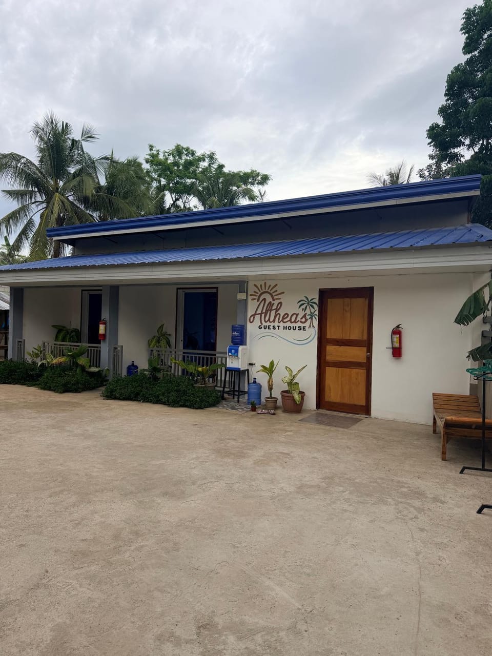 Althea's Guesthouse Bed and Breakfast in Siquijor