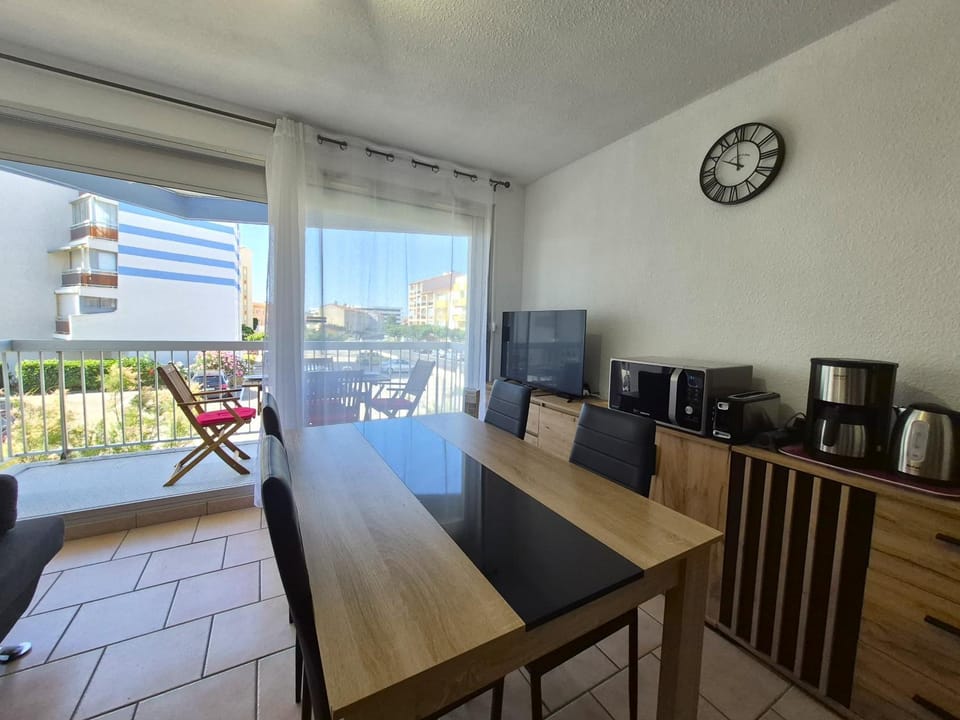 T2 Cosy Face Mer - Accès Plage - Parking - WiFi Apartment in Le Barcarès