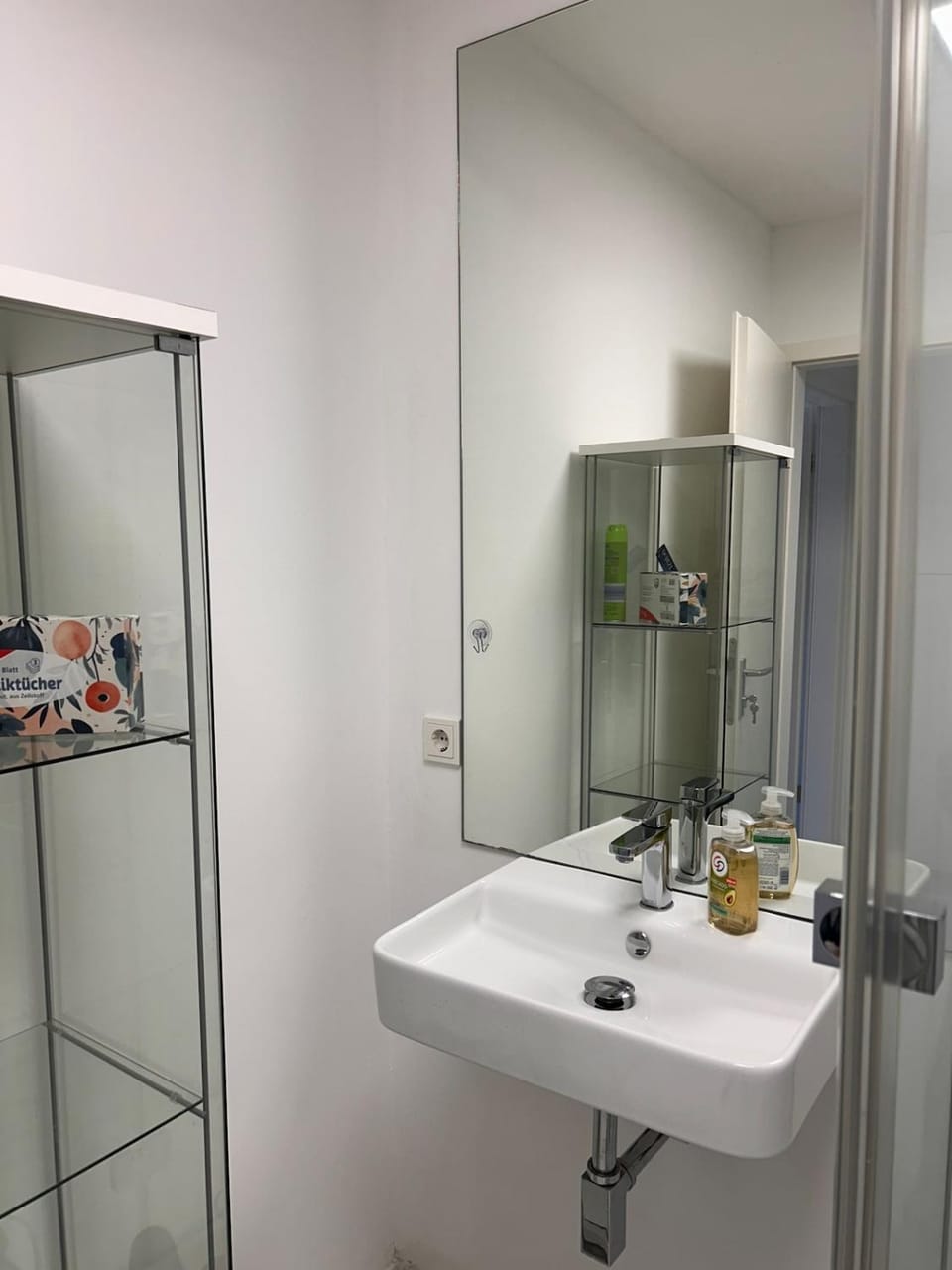 Apartment mit 3 Wohn- Schlafzimmern Apartment in Saarbrücken