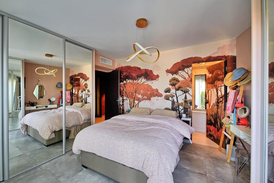 Lovely 4-Bedroom Family Apartment in Central Nice Apartment in Nice