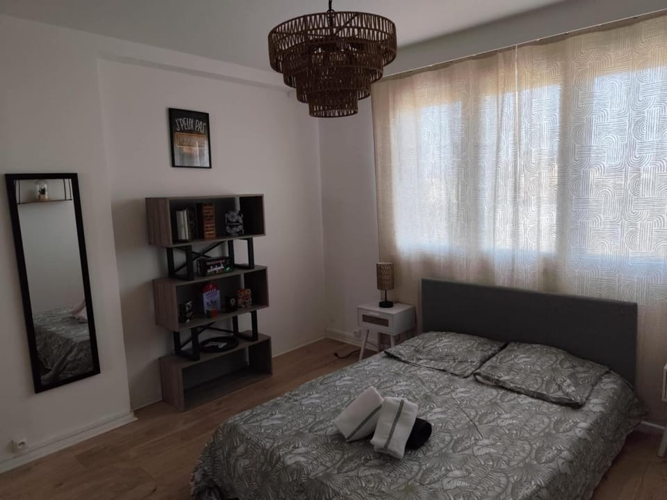 Living room, Bedroom