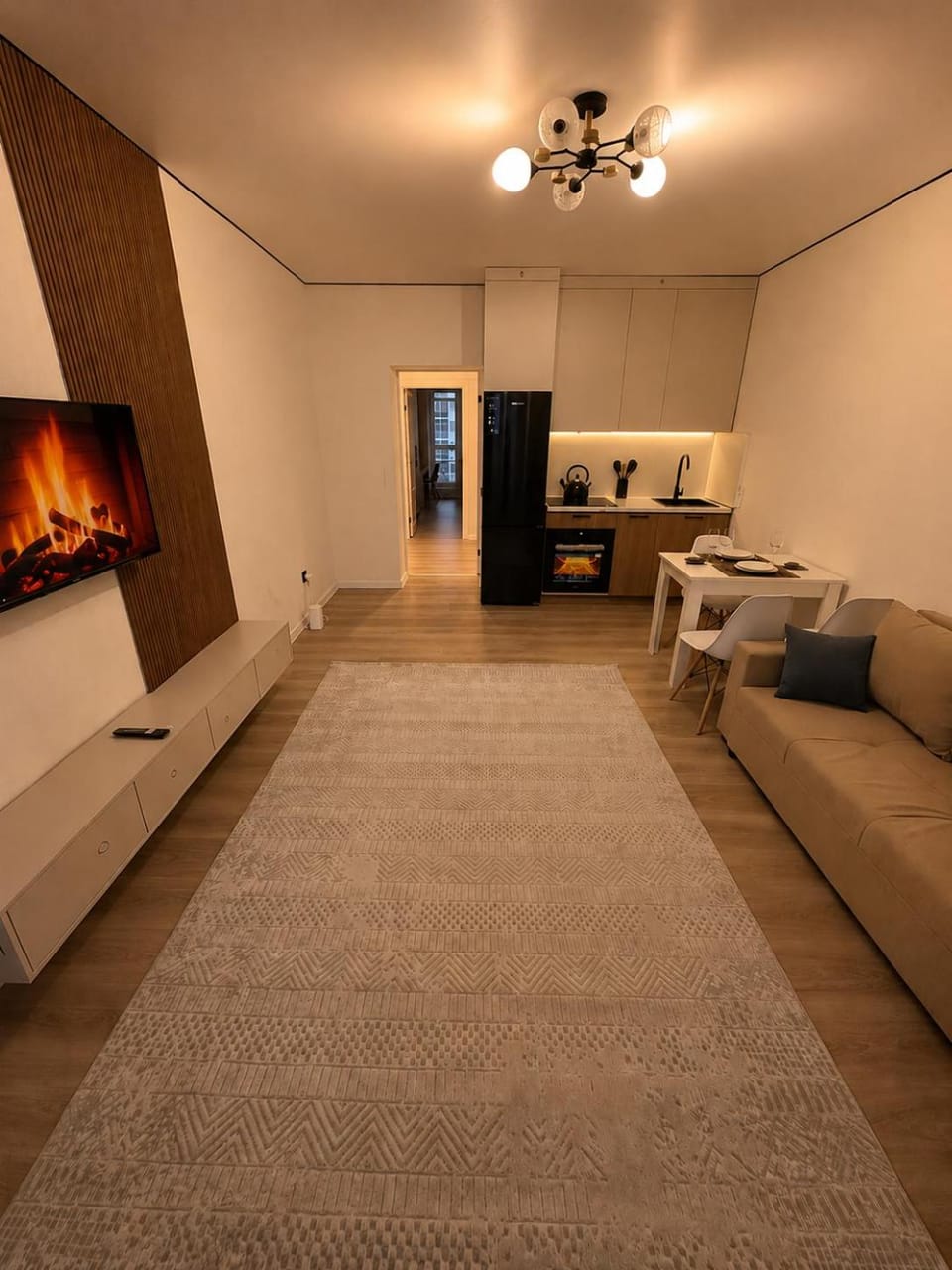 Kitchen or kitchenette, Seating area