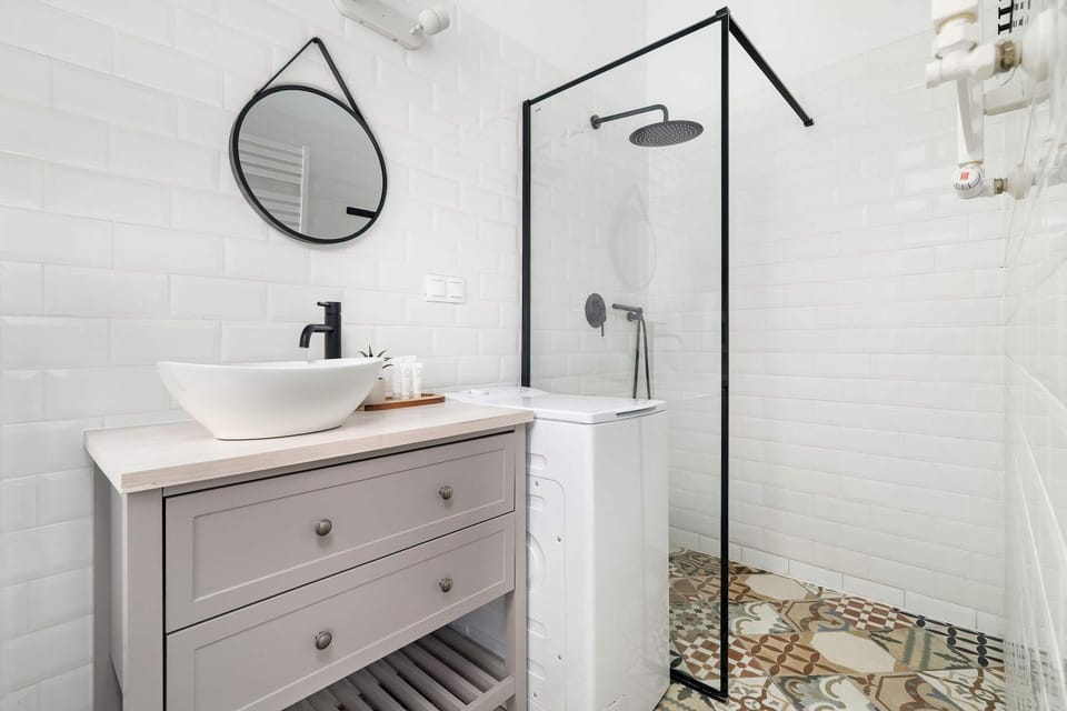 Shower, Bathroom, towels