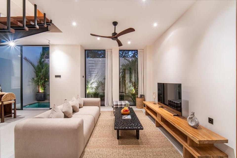 Lily 8 - Tropical 2BR Pool Villa in Pererenan Villa in North Kuta