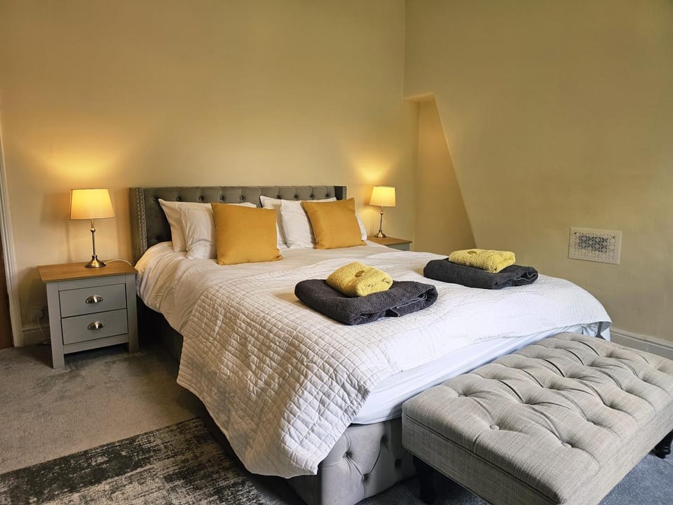 Bed, Bedroom