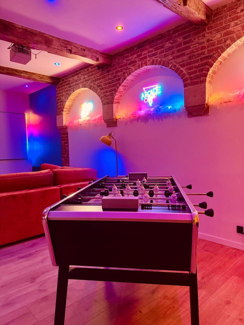 Game Room, Living room