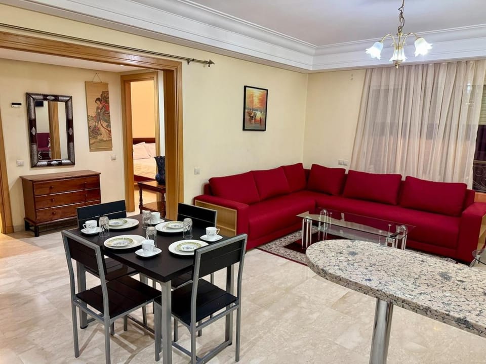Apartment with swimming pool in the heart of Marrakech Apartment in Marrakesh