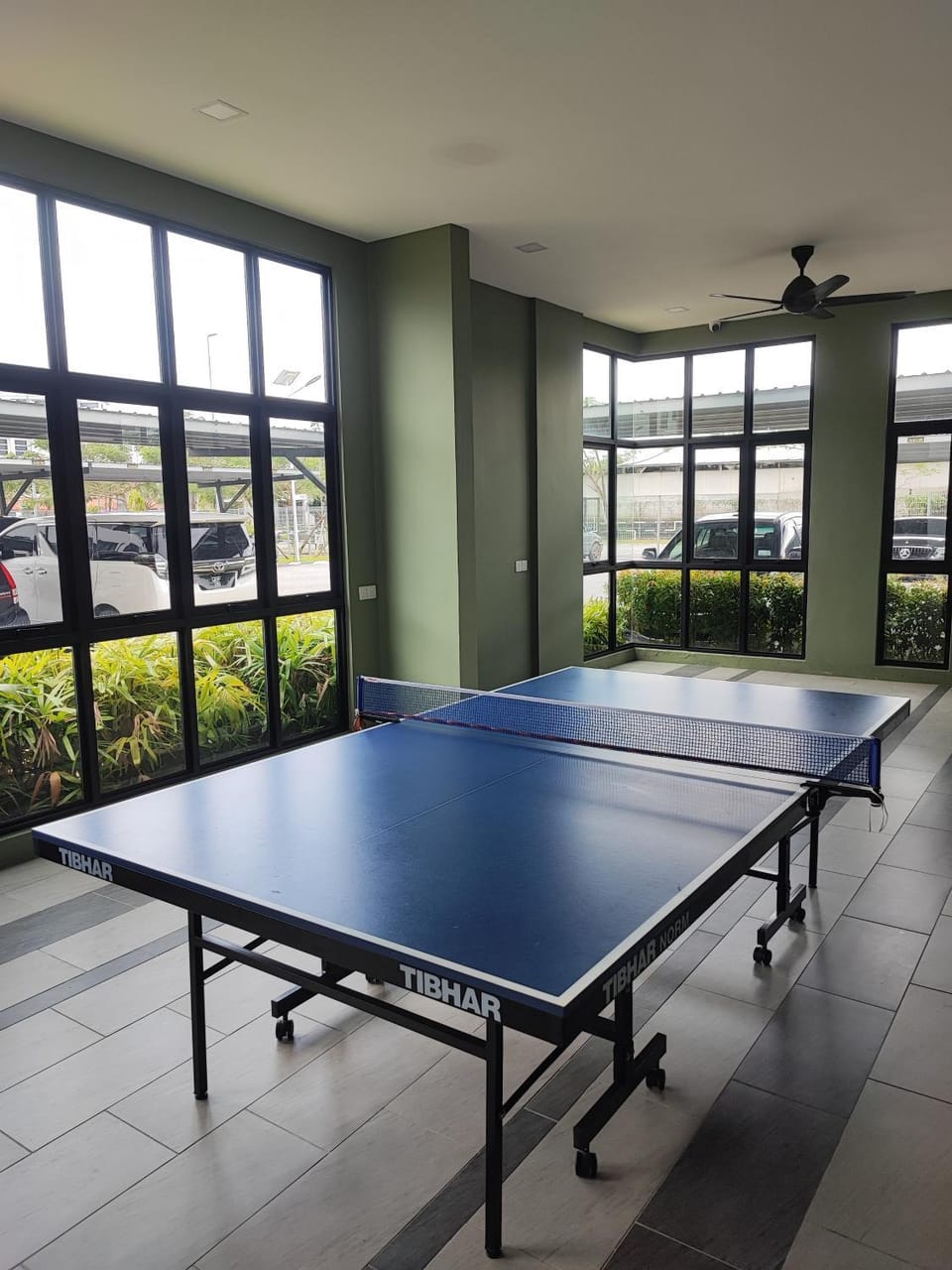 Tennis court, Tennis court