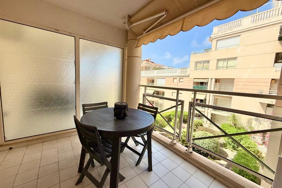 Golfe Juan - 4 people - Swimming pool - Parking House in Antibes