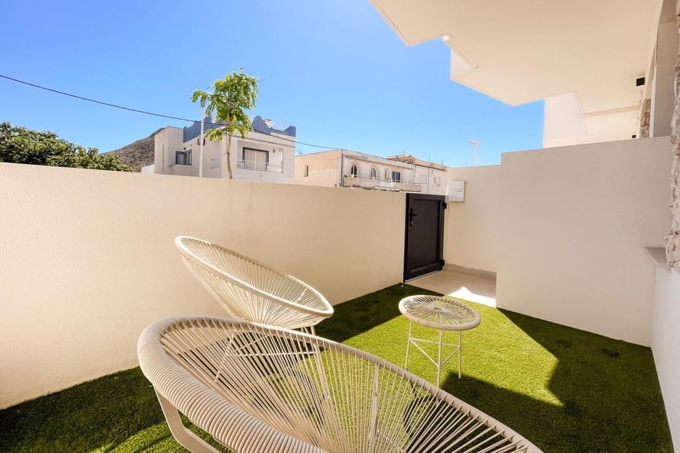 Patio, Day