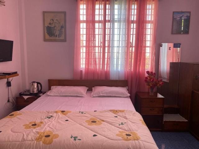 Grey Dove Homestay Vacation rental in West Bengal