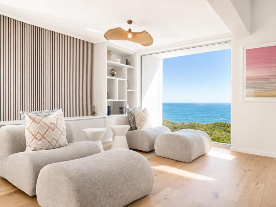 Shoreline Serenity - Pinnacle Point Estate House in Western Cape