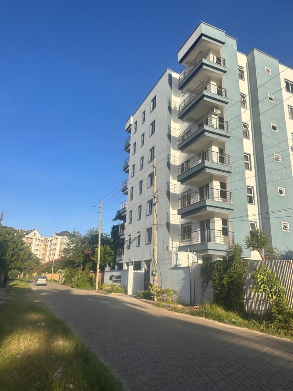 Executive 1BR Behind Citymall Bed and Breakfast in Mombasa