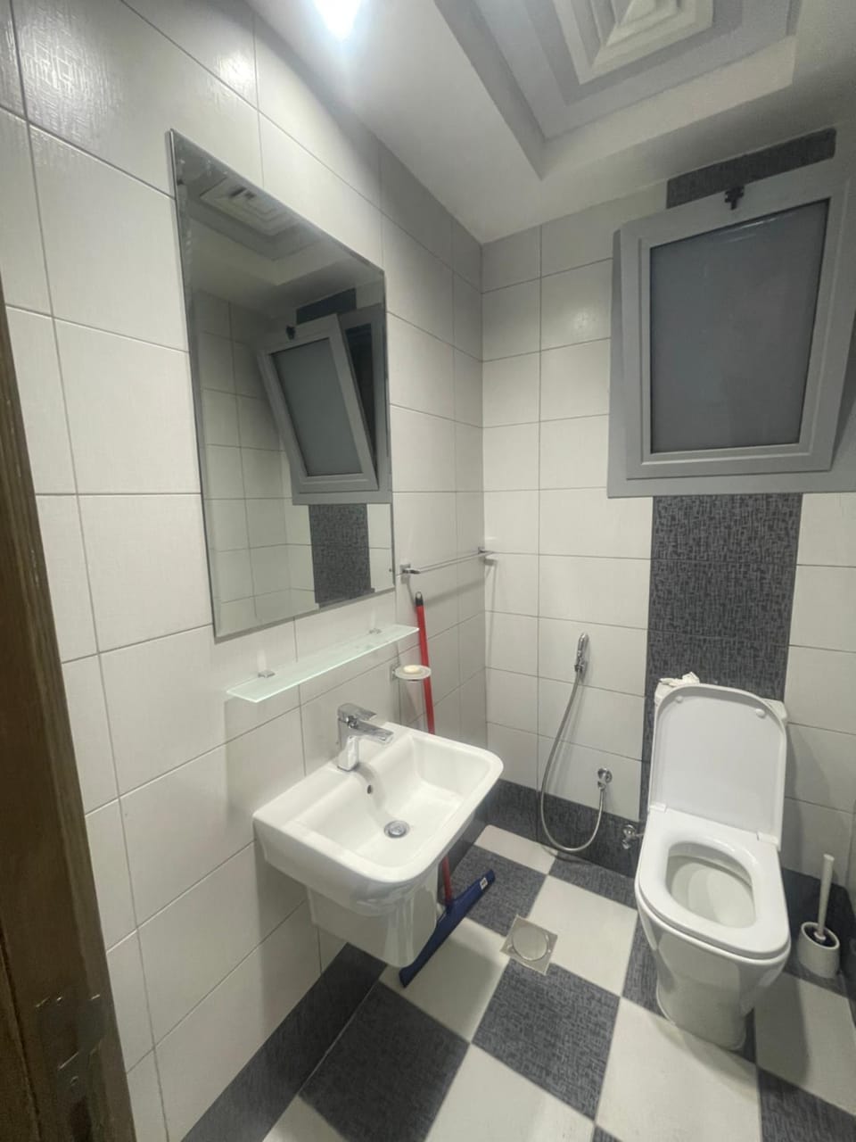 Well Maintained, 1 BR Apartment, 5 Mins from Midtown center Apartment in Dubai