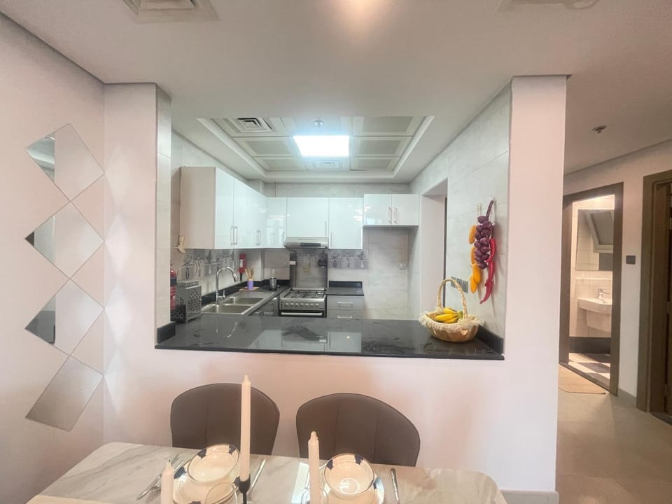 Well Maintained, 1 BR Apartment, 5 Mins from Midtown center Apartment in Dubai