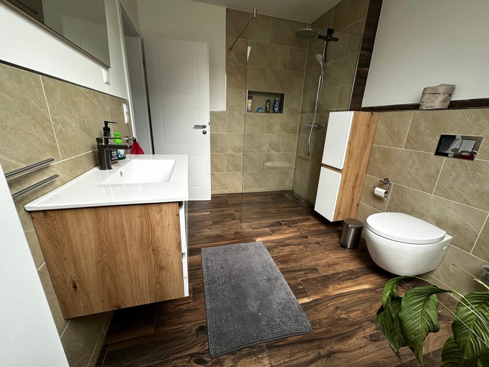 Bathroom, Living room
