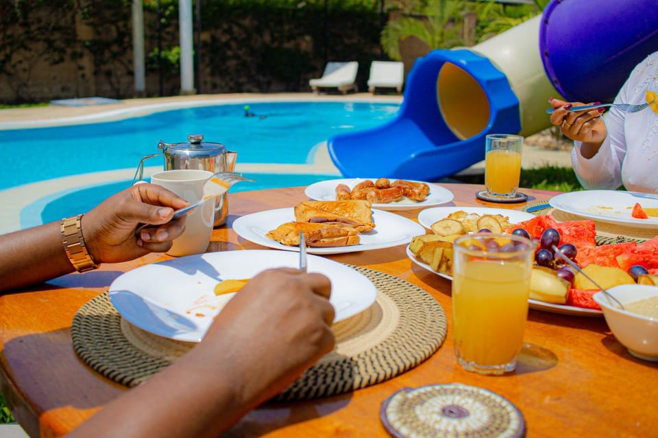 Pool view, Pool view, Breakfast
