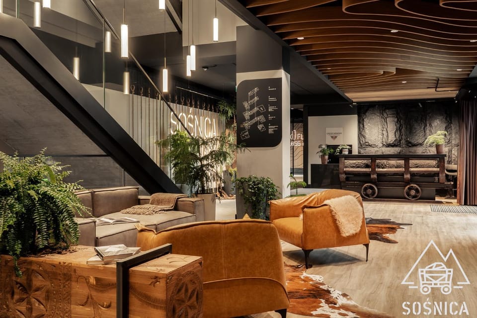 Communal lounge/ TV room