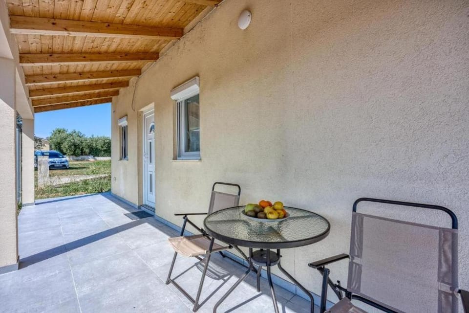 Patio, Day, View (from property/room), Balcony/Terrace, Seating area