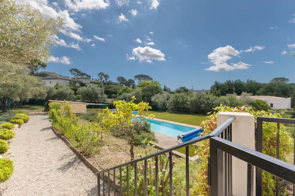 Garden, Swimming pool