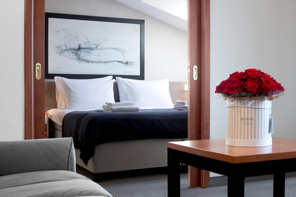 Photo of the whole room