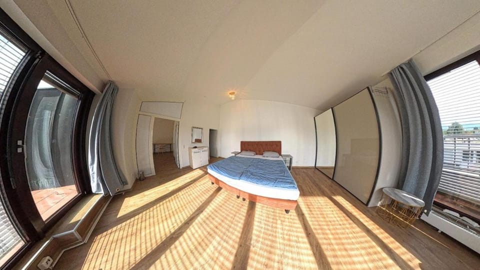 Exclusive 4-bedroom apartment with 2 terraces Apartment in Bonn