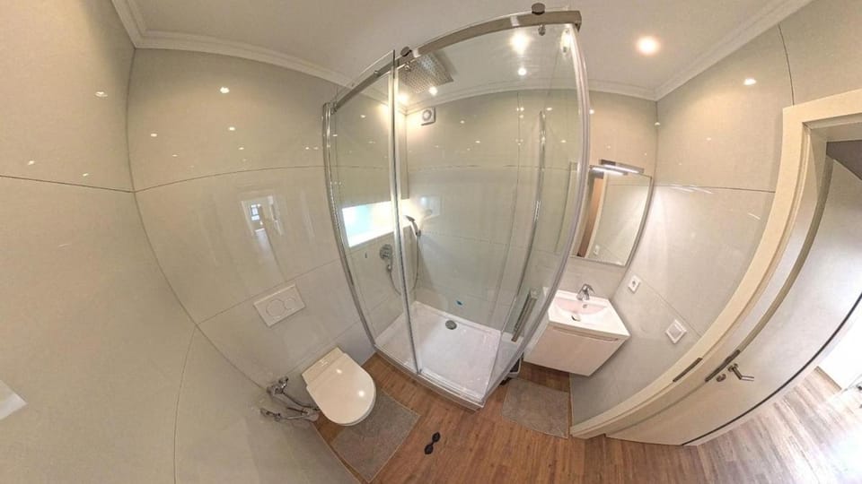Exclusive 4-bedroom apartment with 2 terraces Apartment in Bonn