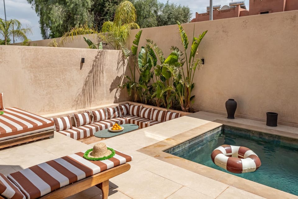 Patio, Garden, Living room, Food and drinks, Food, Garden view, Pool view, sunbed