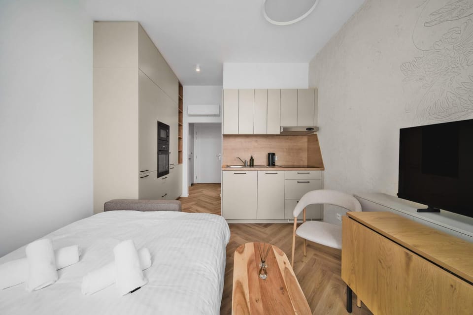 TV and multimedia, Kitchen or kitchenette, Photo of the whole room, Evening entertainment, Bedroom, minibar, oven