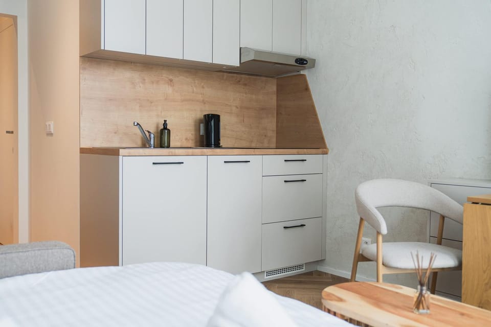 Coffee/tea facilities, Kitchen or kitchenette, oven