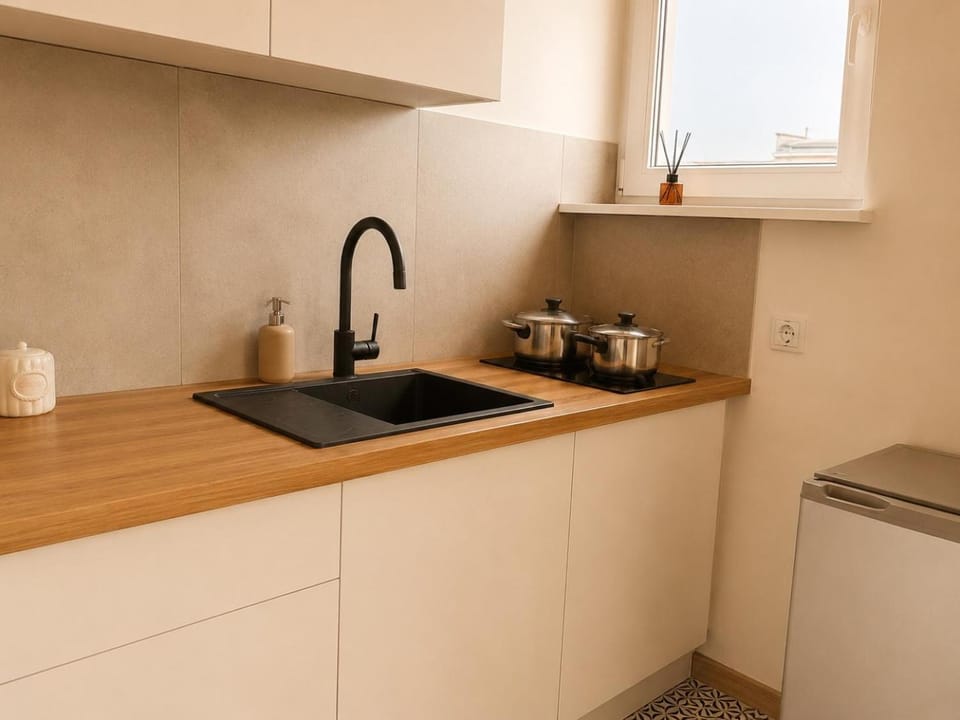 Kitchen or kitchenette, stove